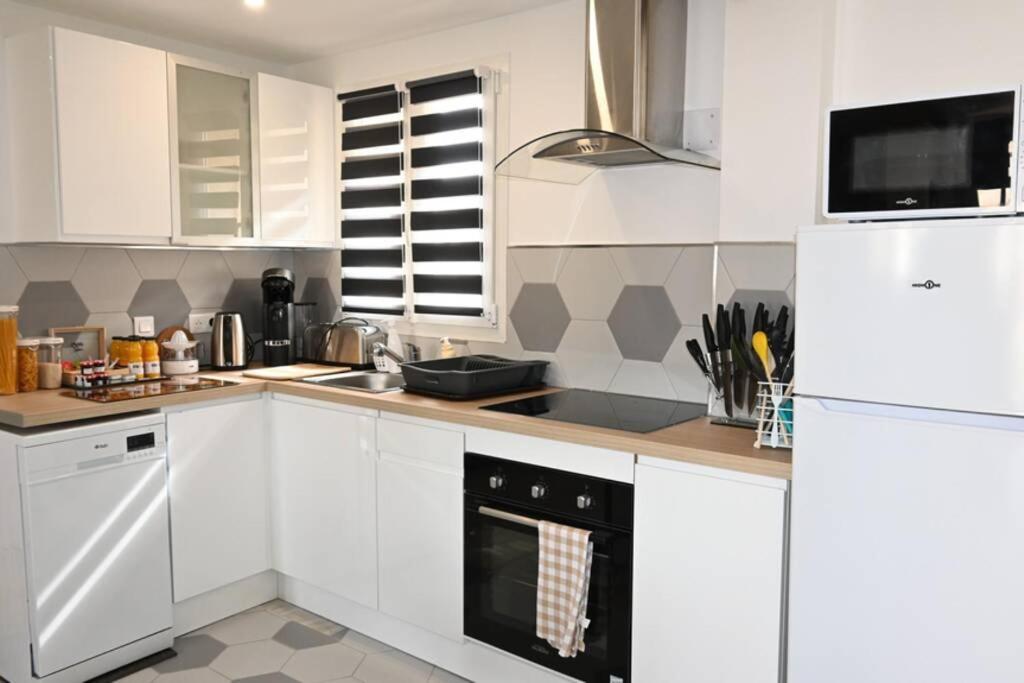 Travel Appartement 10Mn Aeroport Cdg Villeneuve-sous-Dammartin Buitenkant foto