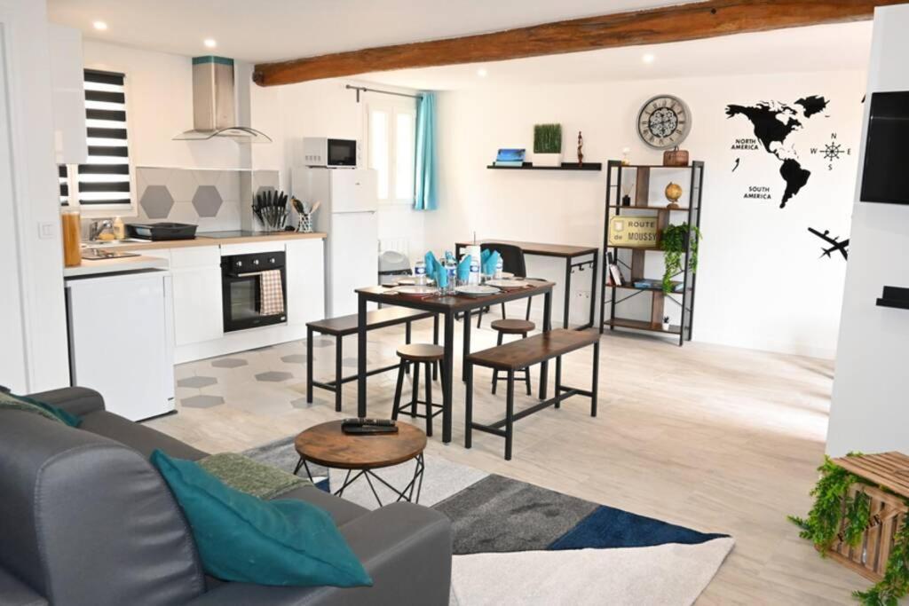 Travel Appartement 10Mn Aeroport Cdg Villeneuve-sous-Dammartin Buitenkant foto